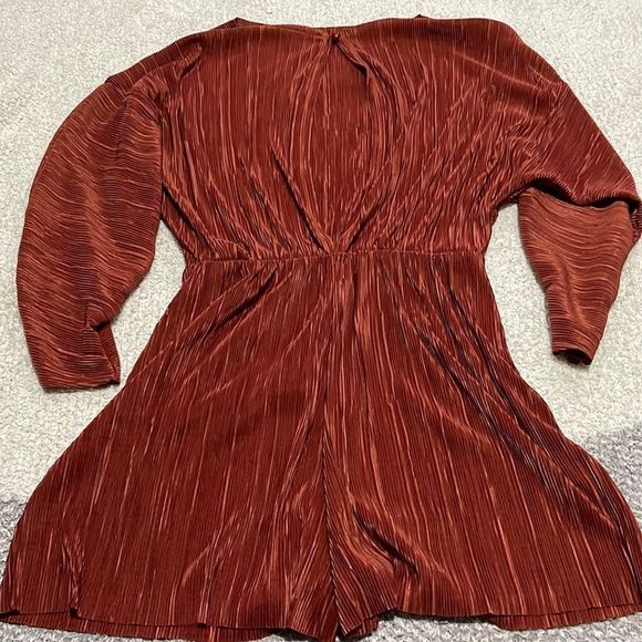 EUC- ASOS - 6. Open Back Romper - Picture 2 of 8